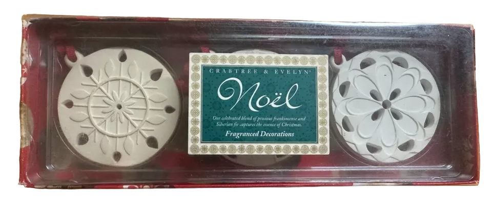 set-trio-crabtree-evelyn-christmas-decoration-room-air-freshener-3-pcs-1725022514