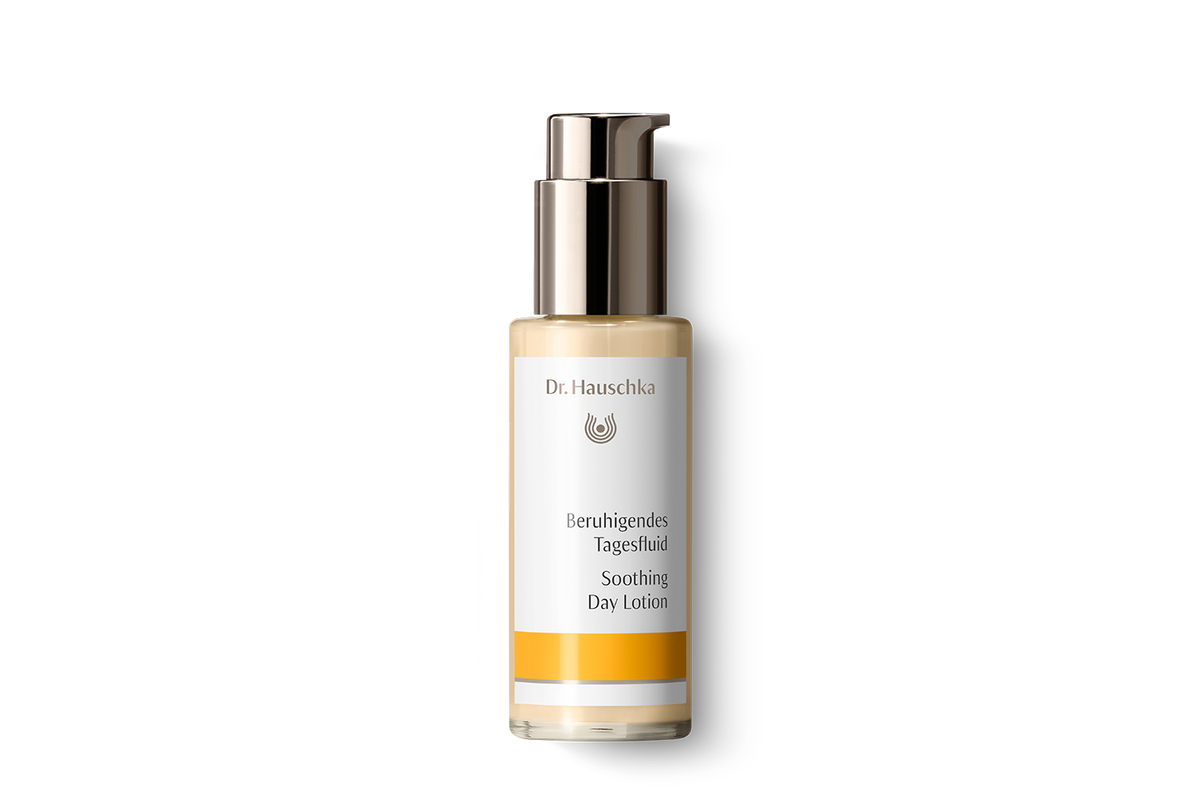dr-hauschka-balancing-natural-soothing-daily-lotion-for-face-50-ml-1670342594